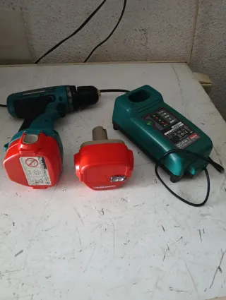Taladro Makita 6270D 12V Batería