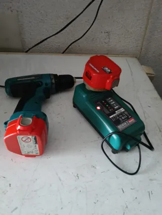 Taladro Makita 6270D 12V Batería