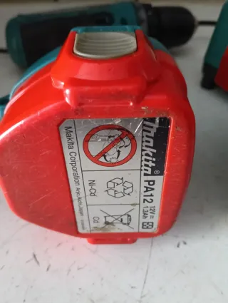 Taladro Makita 6270D 12V Batería