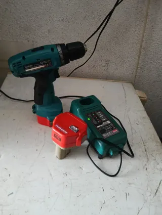 Taladro Makita 6270D 12V Batería