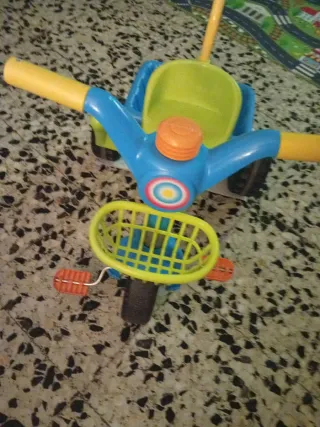 Triciclo infantil
