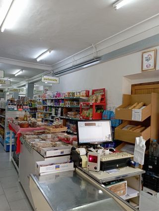 Se traspasa supermercado con todo el equipamiento