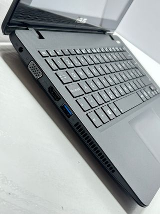 Asus F200CA “Táctil” para piezas o restaurar