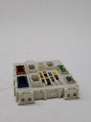 CAJA RELES / FUSIBLES FORD C-MAX (3)