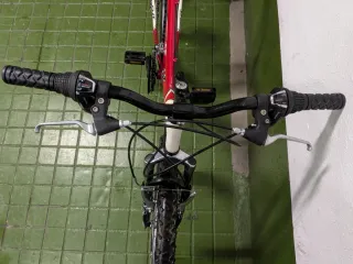 Bicicleta de Montaña EMT 26