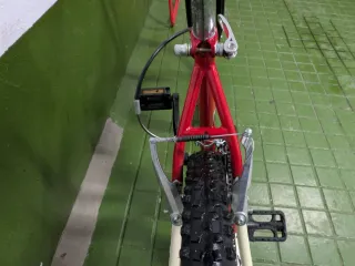 Bicicleta de Montaña EMT 26