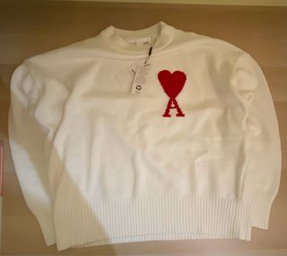 Maglione Ami Paris Bianco con Cuore Rosso