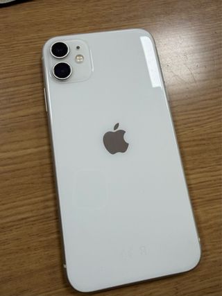 iPhone 11 128GB Bianco - Batteria Nuova
