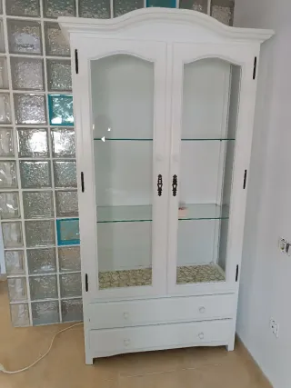 Armario blanco madera y cristal