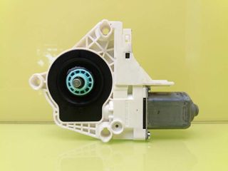 MOTOR ELEVALUNAS TRASERO DERECHO AUDI A4 AVANT (8E)