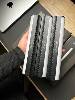 Neewer TL21C RGB Tubos Luz LED Unidad OJO : 50€