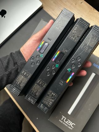 Neewer TL21C RGB Tubos Luz LED Unidad OJO : 50€