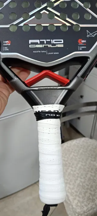 Pala Padel NOX AT10 Genius 18K Agustín Tapia