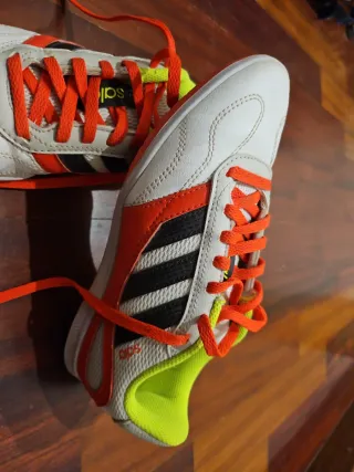 Scarpe da calcio a 5 Adidas per bambini