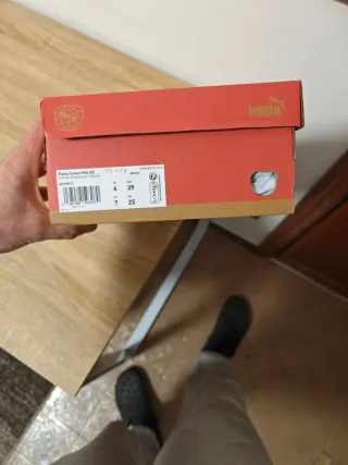 Sneakers Puma Tg 39 Nuove