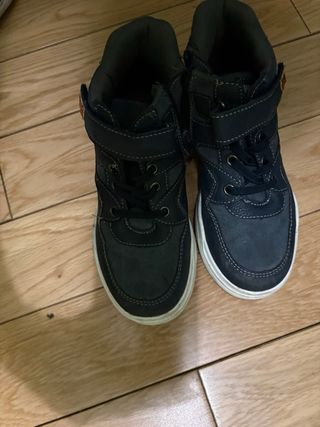 Zapatos niño azul y marrón talla 32