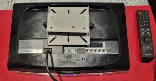 Monitor Samsung SyncMaster 933HD 19 pollici con sintonizzatore TV digitale e altoparlanti