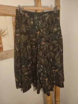 Traje vintage de pantalón ancho modo falda y chaqu