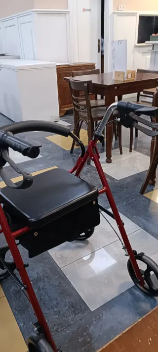 Andador para ancianos nuevo