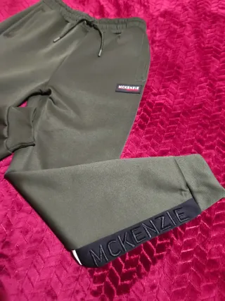 McKenzie Pantalones Verdes Oliva