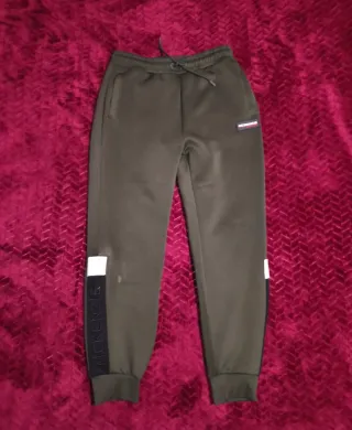 McKenzie Pantalones Verdes Oliva