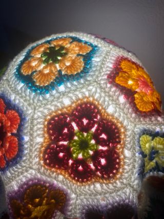 Colcha flores vintage XXL artesanal NUEVA Rebajada