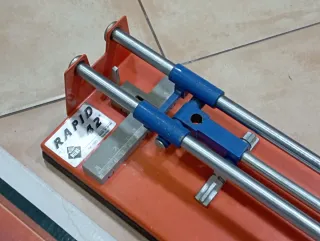 Cortador de cerámica Rubi Rapid 42