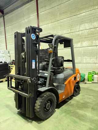 Carretilla elevadora Europcar 25