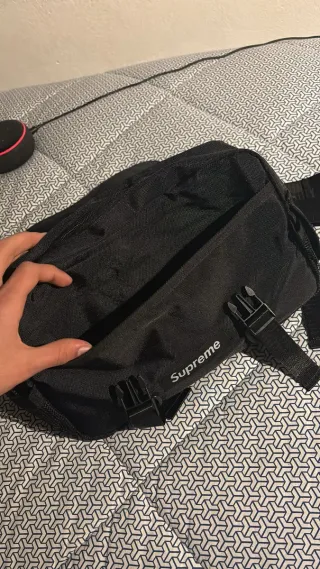 Borsa Supreme nera nuova