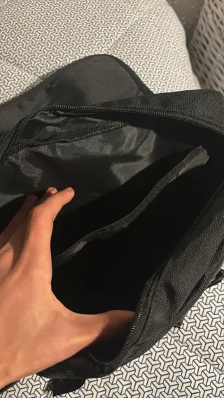 Borsa Supreme nera nuova