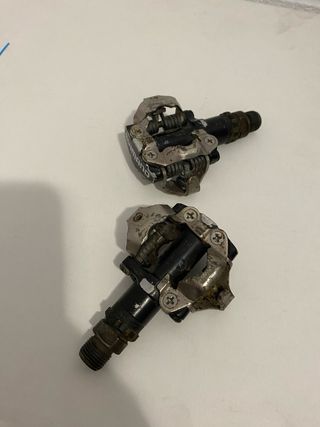 Pedales Shimano SPD con calas