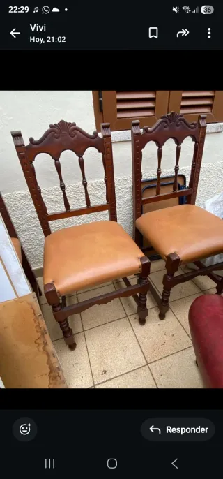 Sillas de madera de comedor