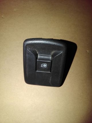 MANDO ELEVALUNAS TRASERO DERECHO DACIA LODGY (2)