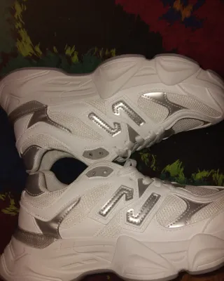 New Balance Blancas Talla 39