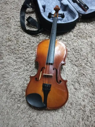 Viola 12 pulgadas con funda, arco y resina.