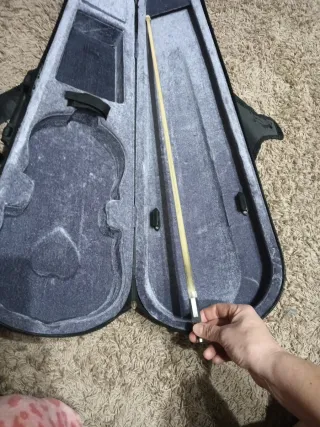 Viola 12 pulgadas con funda, arco y resina.