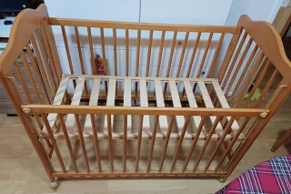 Cuna de madera Micuna