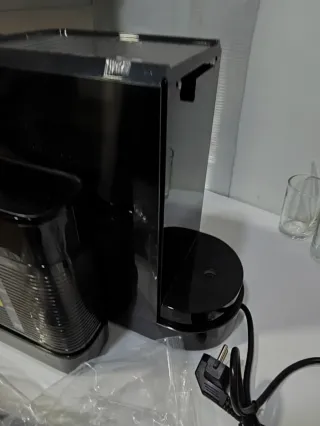 Cafetera semiautomática  Cecotec 20 Steel Pro late
