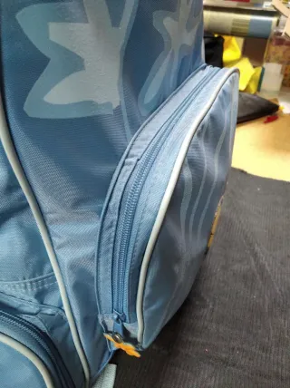 Mochila infantil azul con dibujos