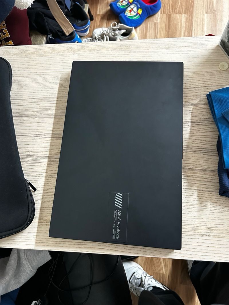 Asus Vivobook 15 (16GB RAM/512GB SSD) Ryzen 5 7520 afbeelding 5