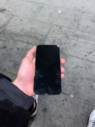 iPhone 16 Negro Nuevo