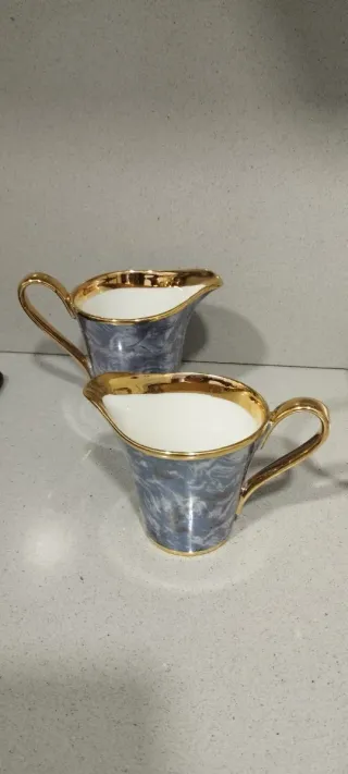 Juego de cremeras porcelana azul y oro