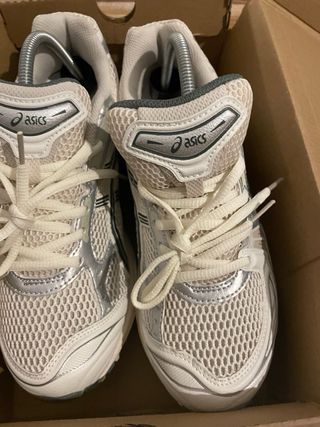 Asics Gel-Kayano 14 Plata/Blanco