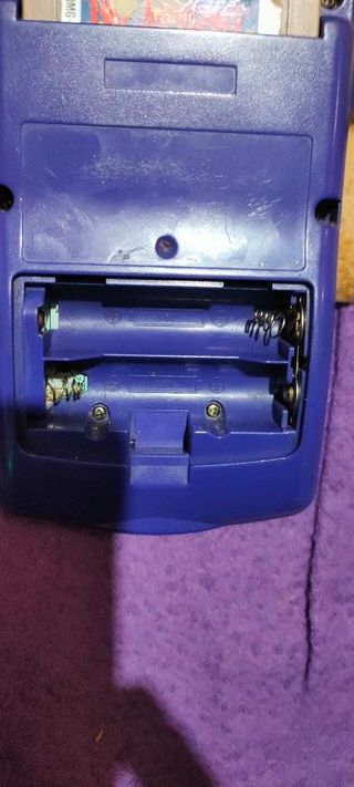 Nintendo Game Boy Color Morado + Juego