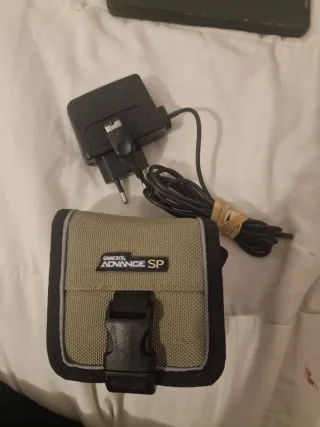 Nintendo Game Boy SP Rosa + Accessori