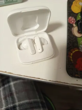 Auriculares con pantalla PRECIO NEGOCIABLE