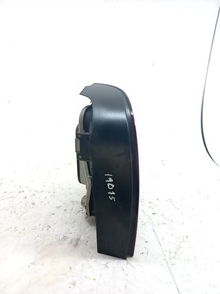 PILOTO TRASERO DERECHO VOLKSWAGEN POLO (9N1) (2)