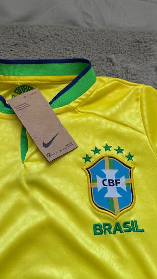 Camiseta Brasil Nike Talla M