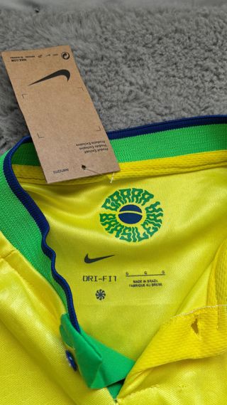 Camiseta Brasil Nike Talla M