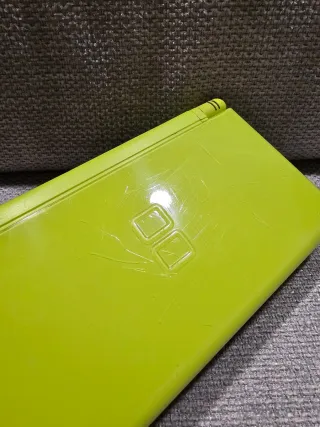 Nintendo DS Lite con Caricatore